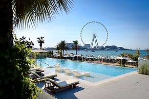 Elite 2BR at La Vie with sea view