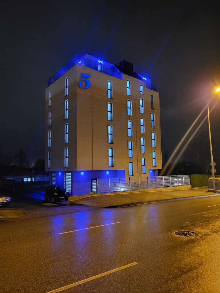 Hotel Boutique 5