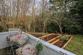 The Cottage In The Woods