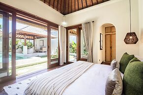 Canggu 400m Tobeach Escape 4br Designer Villa