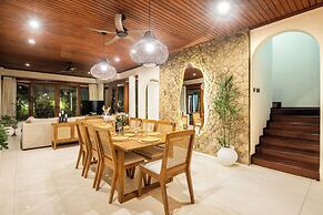 Canggu 400m Tobeach Escape 4br Designer Villa