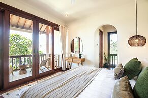 Canggu 400m Tobeach Escape 4br Designer Villa