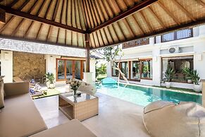 Canggu 400m Tobeach Escape 4br Designer Villa