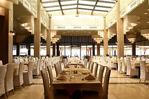 SIRENA BEACH RESORT & SPA