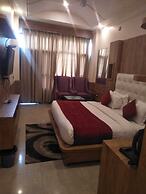Hotel Grand Hill