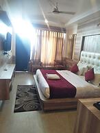 Hotel Grand Hill