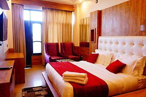 Hotel Grand Hill