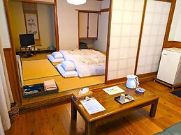 KULABO TAISHOKAN
