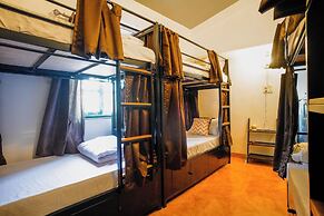U.R.D.Ki You are the key Hostels