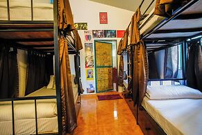 U.R.D.Ki You are the key Hostels