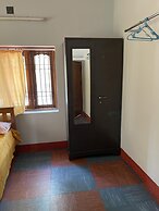 Captivating 7-bed Villa in Kottapuram