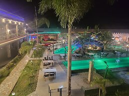 Blue Hotel & Resort