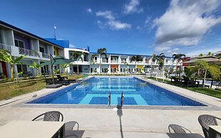 Blue Hotel & Resort