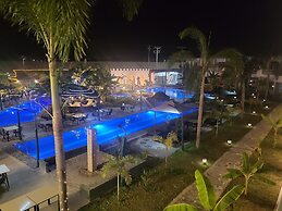 Blue Hotel & Resort