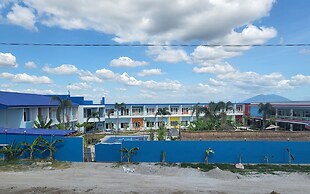 Blue Hotel & Resort