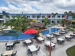 Blue Hotel & Resort