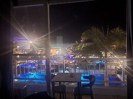 Blue Hotel & Resort