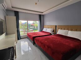 Blue Hotel & Resort