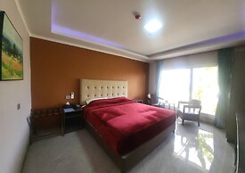Blue Hotel & Resort