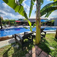 Blue Hotel & Resort