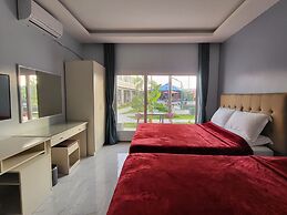 Blue Hotel & Resort