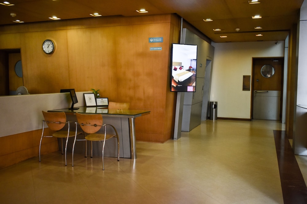 Nexstay Asma Tower