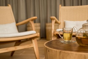 Almond Hotel – Adults Only