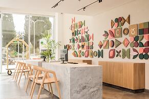 Almond Hotel – Adults Only