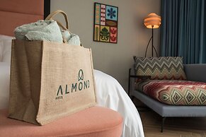 Almond Hotel – Adults Only