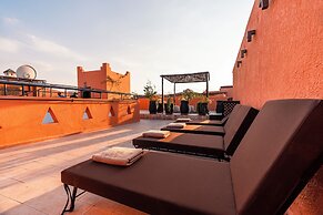 RIAD L'ECOLE
