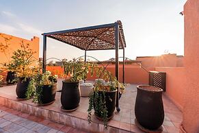RIAD L'ECOLE