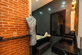 RIAD L'ECOLE
