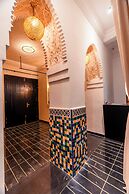 RIAD L'ECOLE