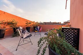 RIAD L'ECOLE