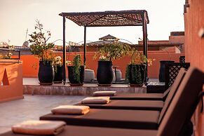 RIAD L'ECOLE