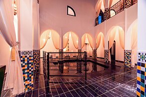 RIAD L'ECOLE