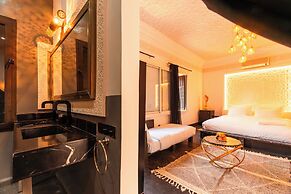 RIAD L'ECOLE