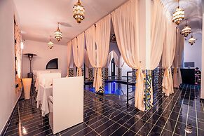 RIAD L'ECOLE