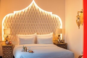 RIAD L'ECOLE