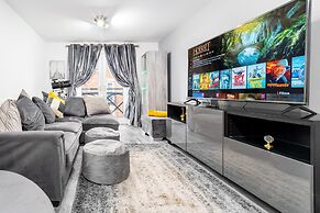 Stunning 2-bed Apartment in Tipton Sleeps 3