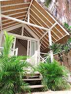 Love Coconut Bungalow