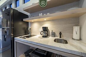 Tower 605 by Naya Homes