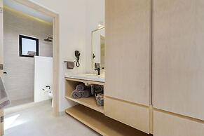 Tower 605 by Naya Homes