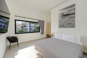 Tower 605 by Naya Homes