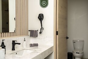 Tower 605 by Naya Homes
