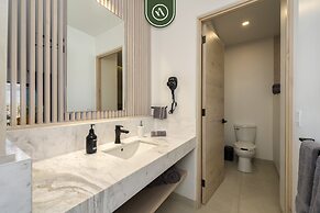 Tower 605 by Naya Homes