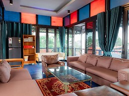 Onjira Resort