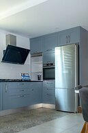 Modern and Luxurious Apartment in a Prime Resort