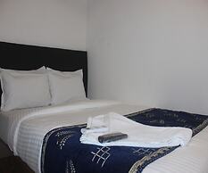 Tanvi Guest House