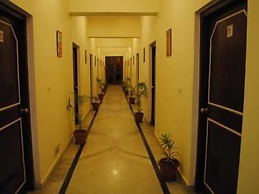 Hotel Ambika Palace by Shiwani Associate